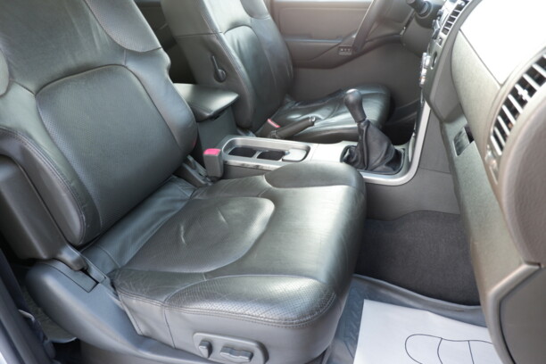 Nissan Pathfinder R51, 7 мест, 2006 г.