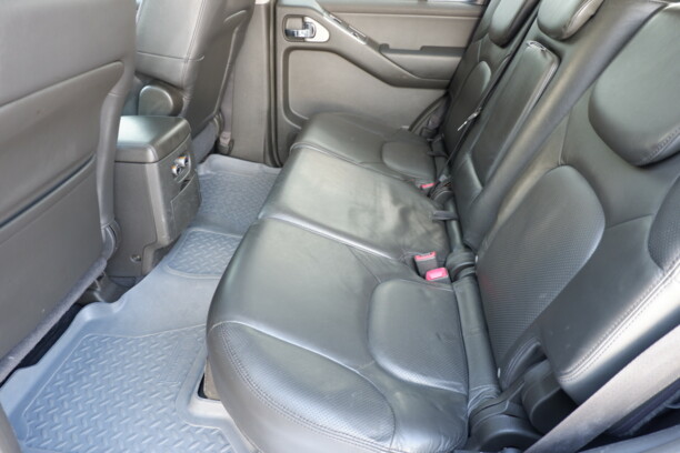 Nissan Pathfinder R51, 7 мест, 2006 г.