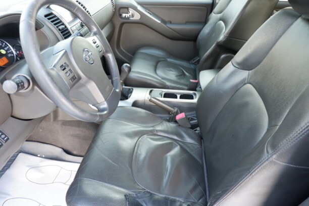 Nissan Pathfinder R51, 7 мест, 2006 г.