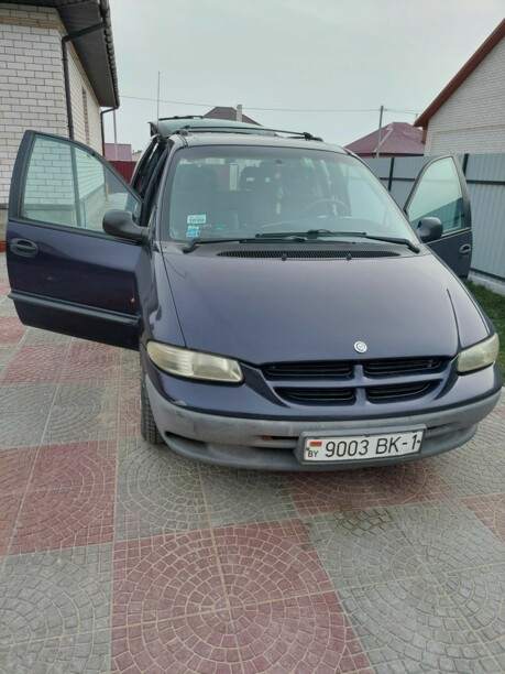 Chrysler Voyager III, 7 мест, 1999 г.
