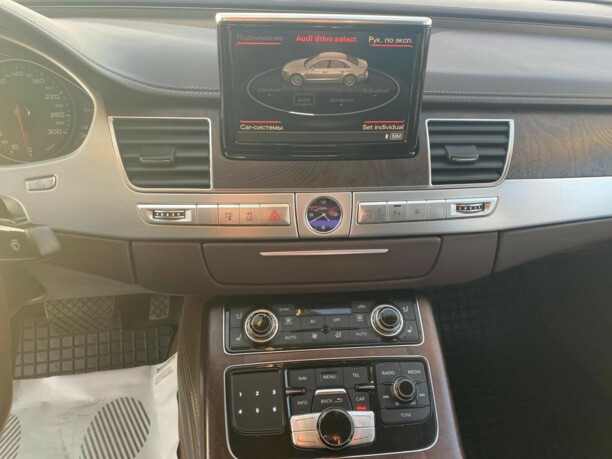 Audi A8 D4, 2011 г.