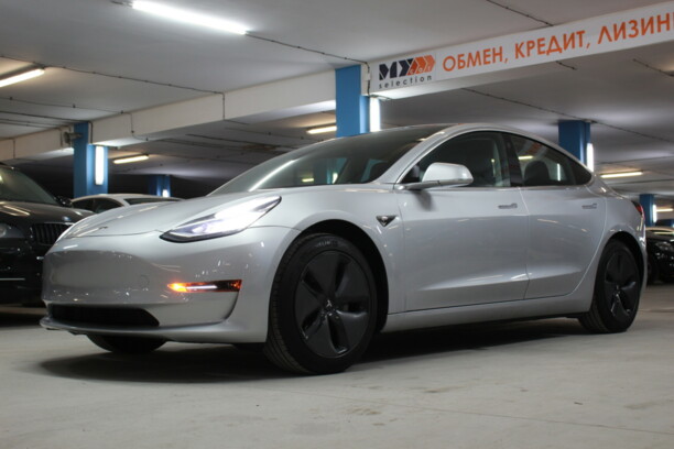 Tesla Model 3, 2018 г.