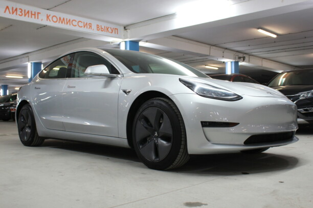 Tesla Model 3, 2018 г.