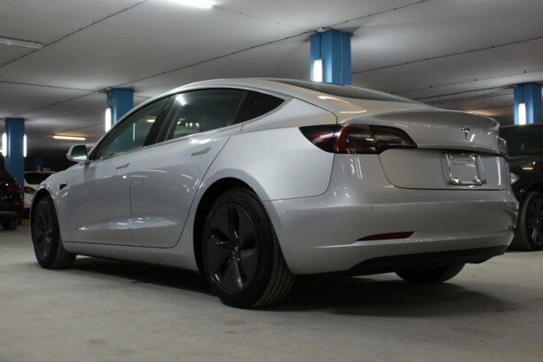 Tesla Model 3, 2018 г.