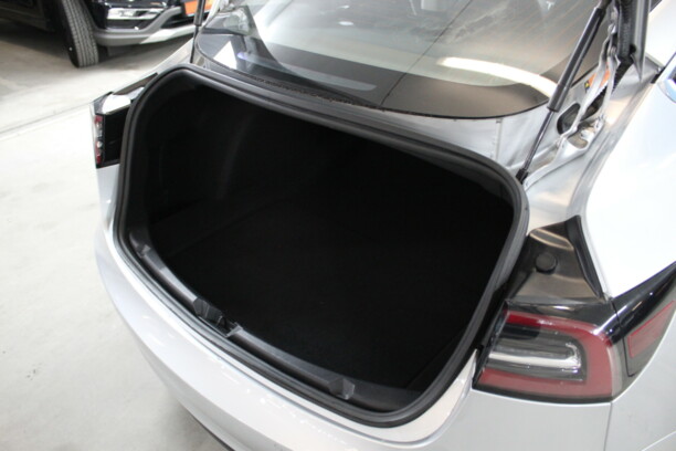 Tesla Model 3, 2018 г.