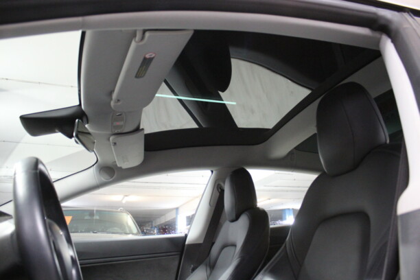 Tesla Model 3, 2018 г.