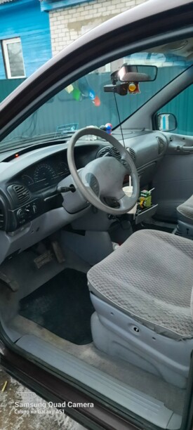 Dodge Caravan III, 7 мест, 1999 г.
