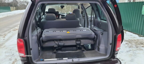 Dodge Caravan III, 7 мест, 1999 г.