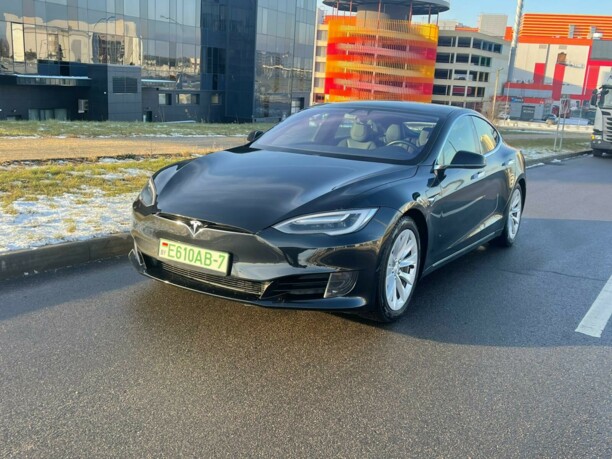 Tesla Model S I · Рестайлинг, 2017 г.