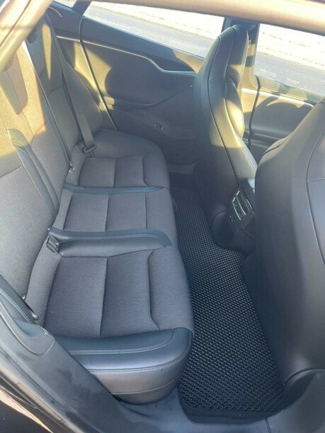 Tesla Model S I · Рестайлинг, 2017 г.