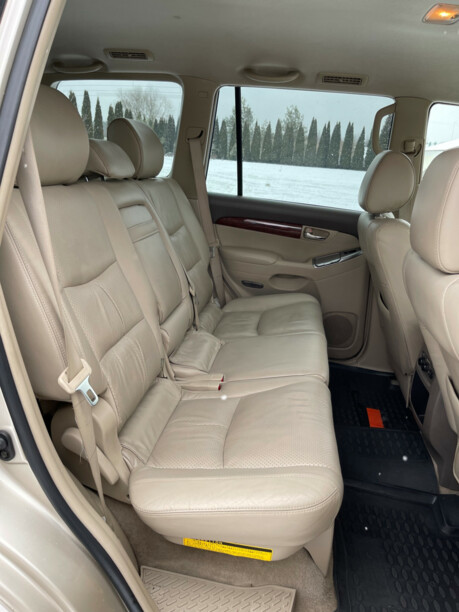 Toyota Land Cruiser Prado J120, 7 мест, 2006 г.