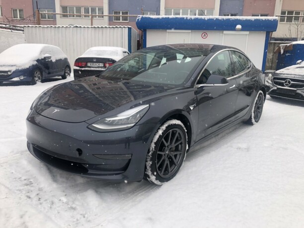 Tesla Model 3, 2018 г.