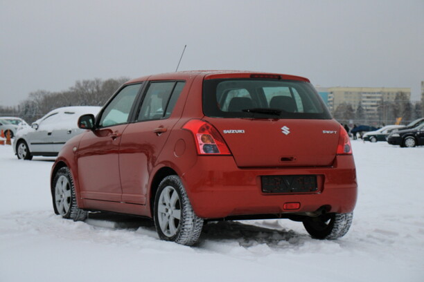 Suzuki Swift III, 2008 г.