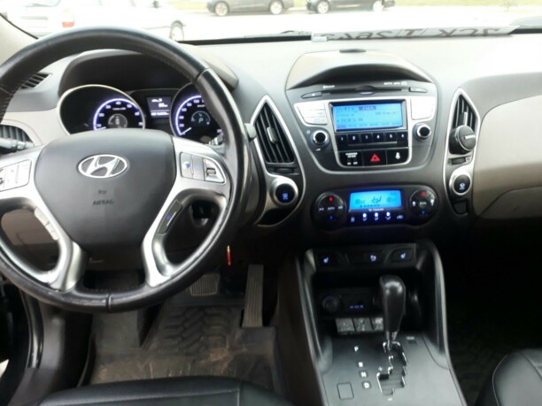 Hyundai Tucson II, 2010 г.