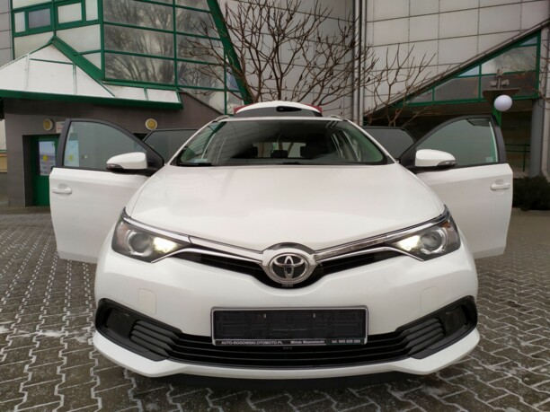 Toyota Auris II (E180) · Рестайлинг, 2017 г.