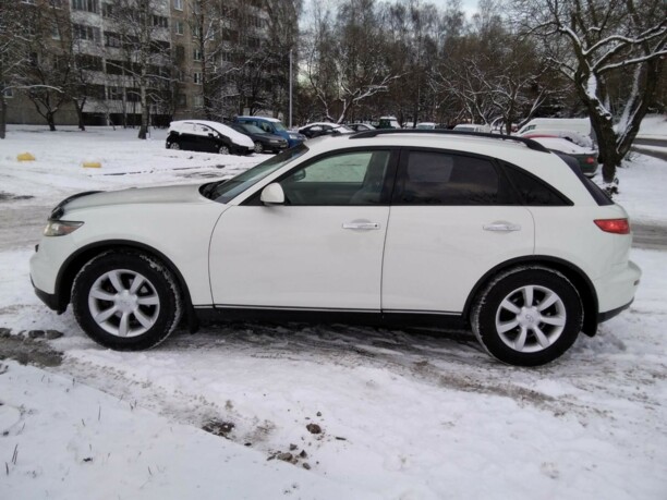 Infiniti FX I, 2003 г.
