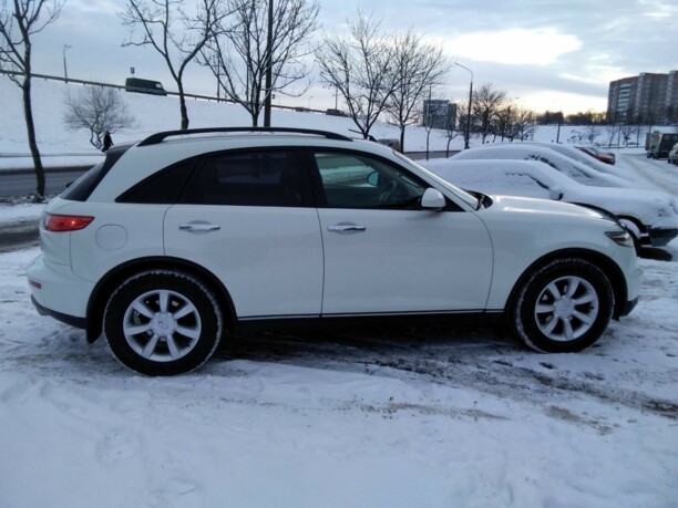 Infiniti FX I, 2003 г.