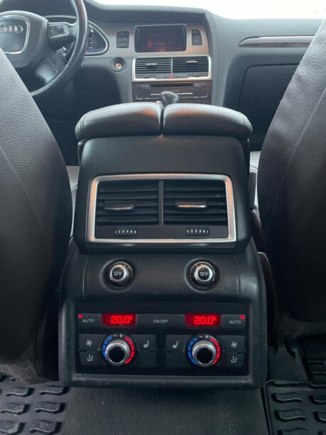 Audi Q7 4L · Рестайлинг, 7 мест, 2010 г.