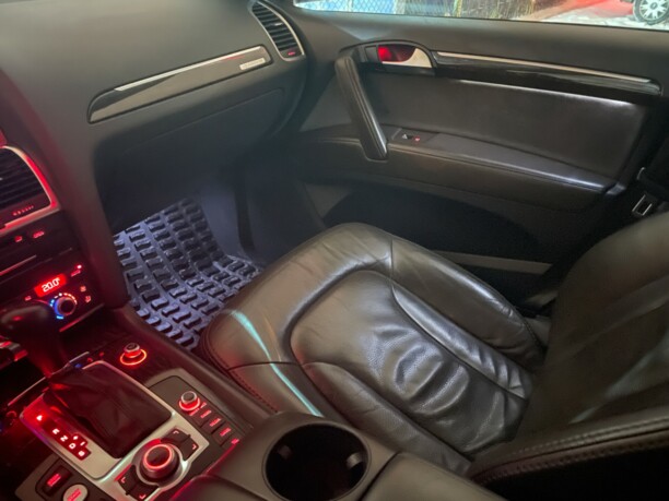 Audi Q7 4L · Рестайлинг, 7 мест, 2010 г.