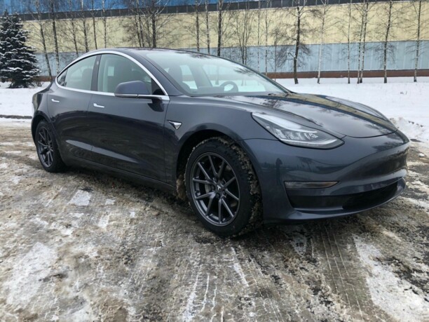 Tesla Model 3, 2018 г.