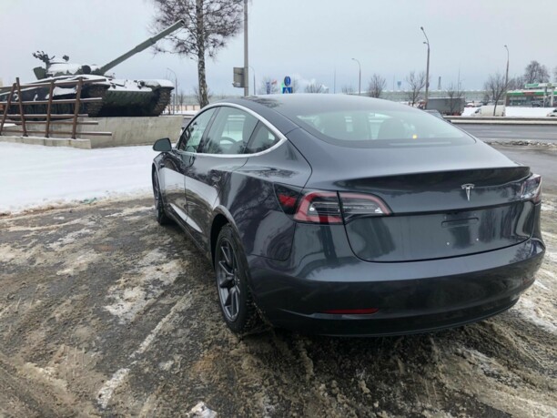 Tesla Model 3, 2018 г.