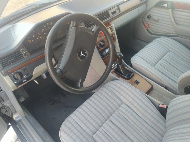 Mercedes-Benz E-Класс W124, S124, C124, A124, 1986 г.
