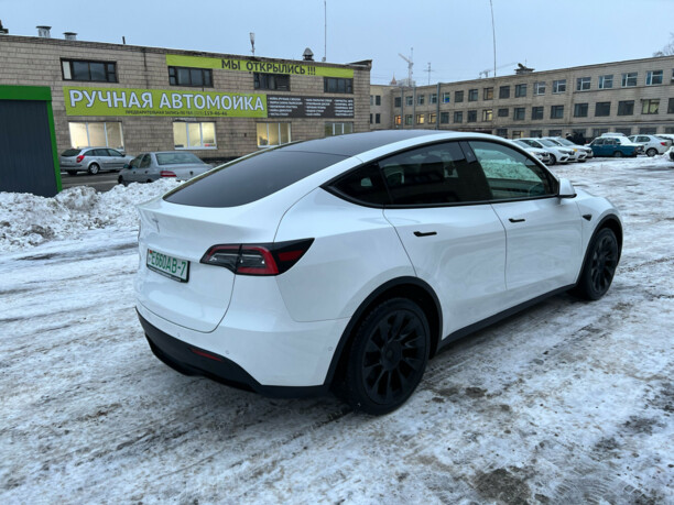 Tesla Model Y, 2021 г.