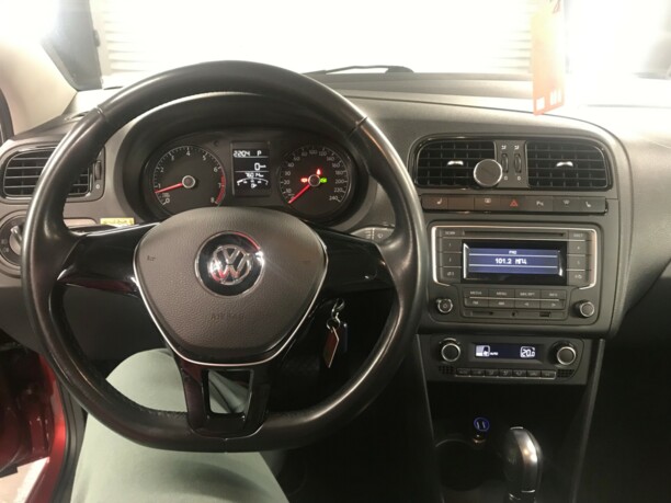 Volkswagen Polo Sedan I · Рестайлинг, 2015 г.