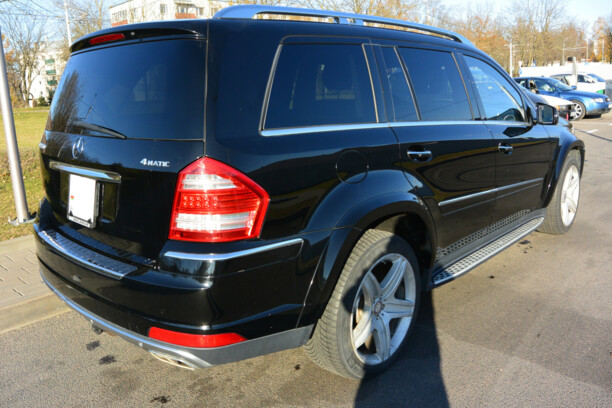 Mercedes-Benz GL-Класс X164 (Рестайлинг), 7 мест, 2011 г.