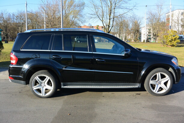 Mercedes-Benz GL-Класс X164 (Рестайлинг), 7 мест, 2011 г.