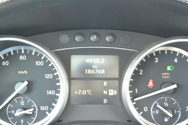 Mercedes-Benz GL-Класс X164 (Рестайлинг), 7 мест, 2011 г.