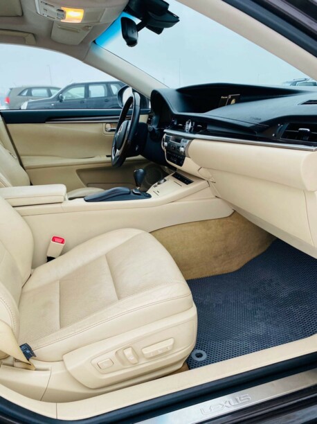 Lexus ES VI, 2014 г.