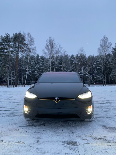 Tesla Model X, 2018 г.