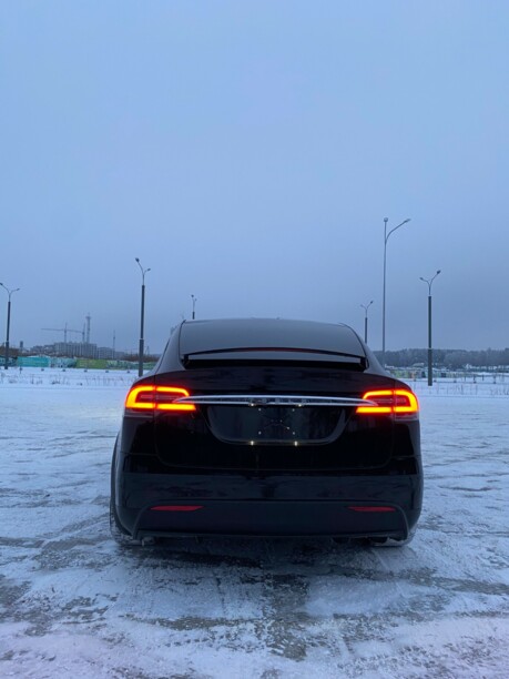 Tesla Model X, 2018 г.