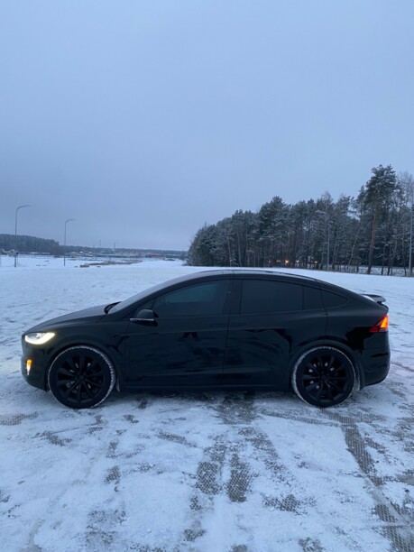 Tesla Model X, 2018 г.