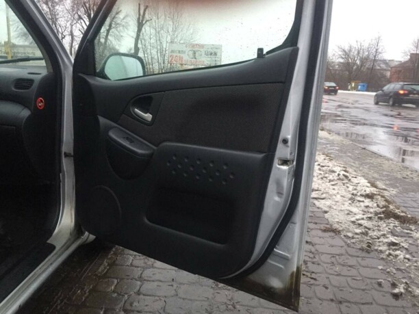Toyota Yaris Verso, 2004 г.