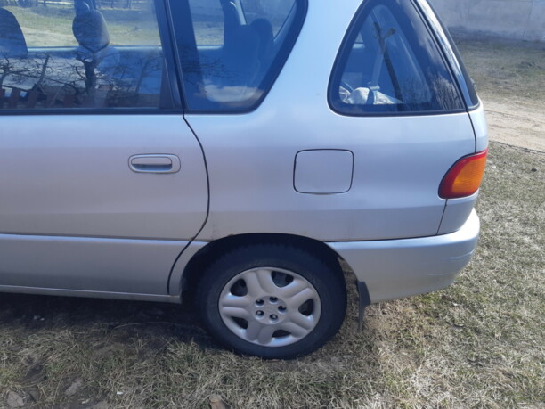 Toyota Picnic, 7 мест, 1998 г.