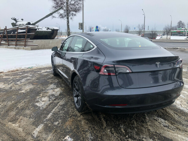 Tesla Model 3, 2018 г.