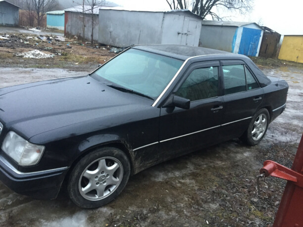 Mercedes-Benz E-Класс W124, S124, C124, A124, 1993 г.