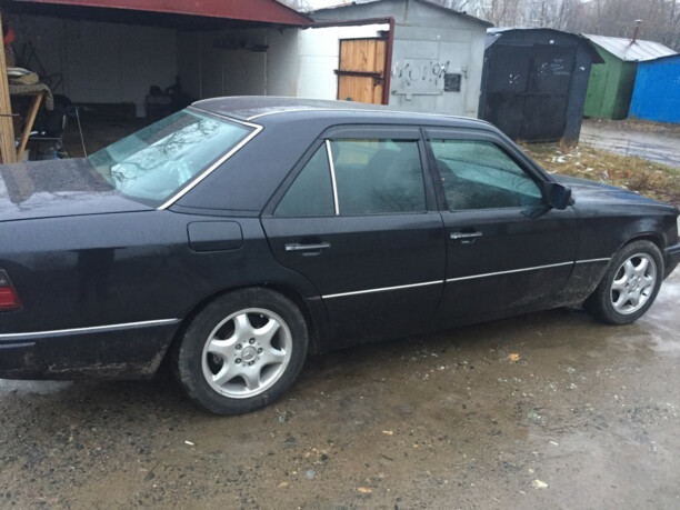 Mercedes-Benz E-Класс W124, S124, C124, A124, 1993 г.