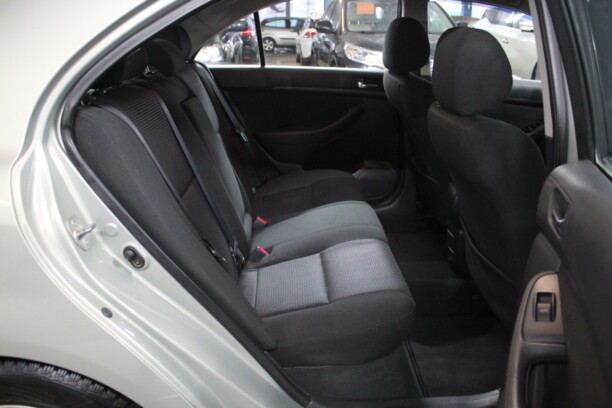 Toyota Avensis II (T250), 2004 г.