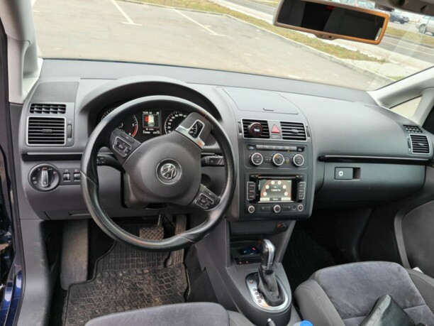 Volkswagen Touran I · 2-й рестайлинг, 7 мест, 2014 г.