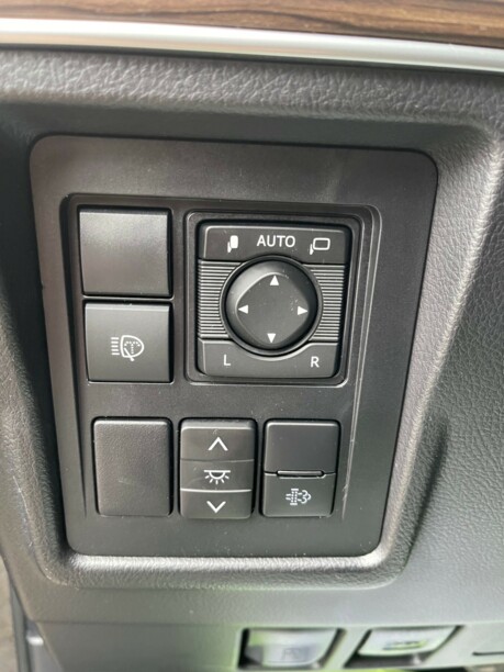 Toyota Land Cruiser Prado J150 II · Рестайлинг, 2021 г.