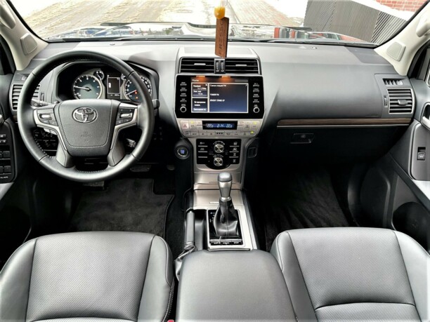 Toyota Land Cruiser Prado J150 II · Рестайлинг, 2021 г.