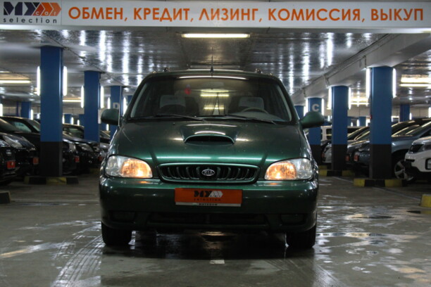 Kia Carnival I, 7 мест, 2000 г.