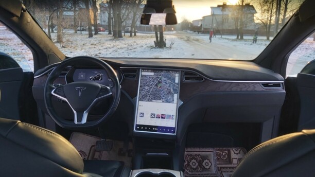 Tesla Model X, 2017 г.