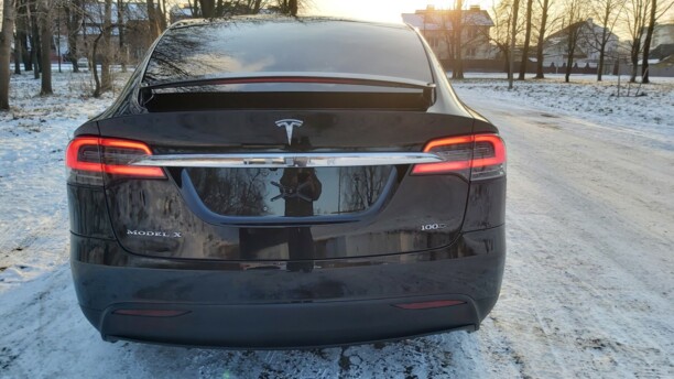 Tesla Model X, 2017 г.