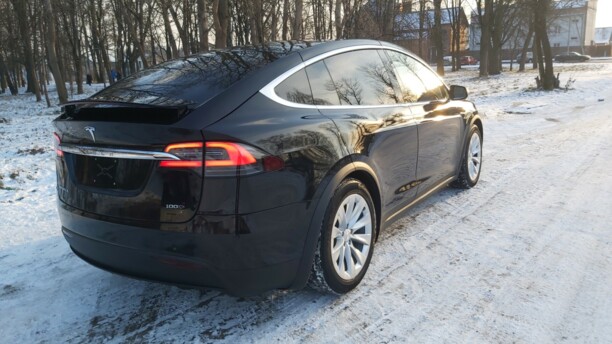 Tesla Model X, 2017 г.