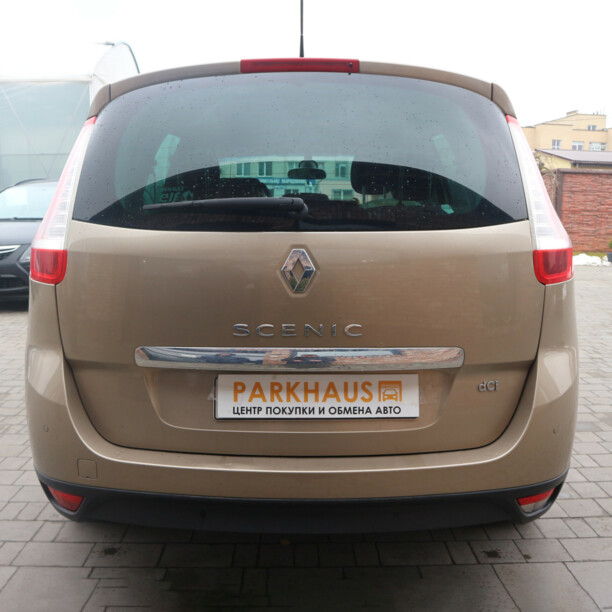 Renault Grand Scenic III · 2-й рестайлинг, 7 мест, 2013 г.