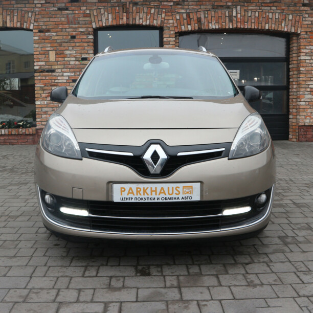 Renault Grand Scenic III · 2-й рестайлинг, 7 мест, 2013 г.